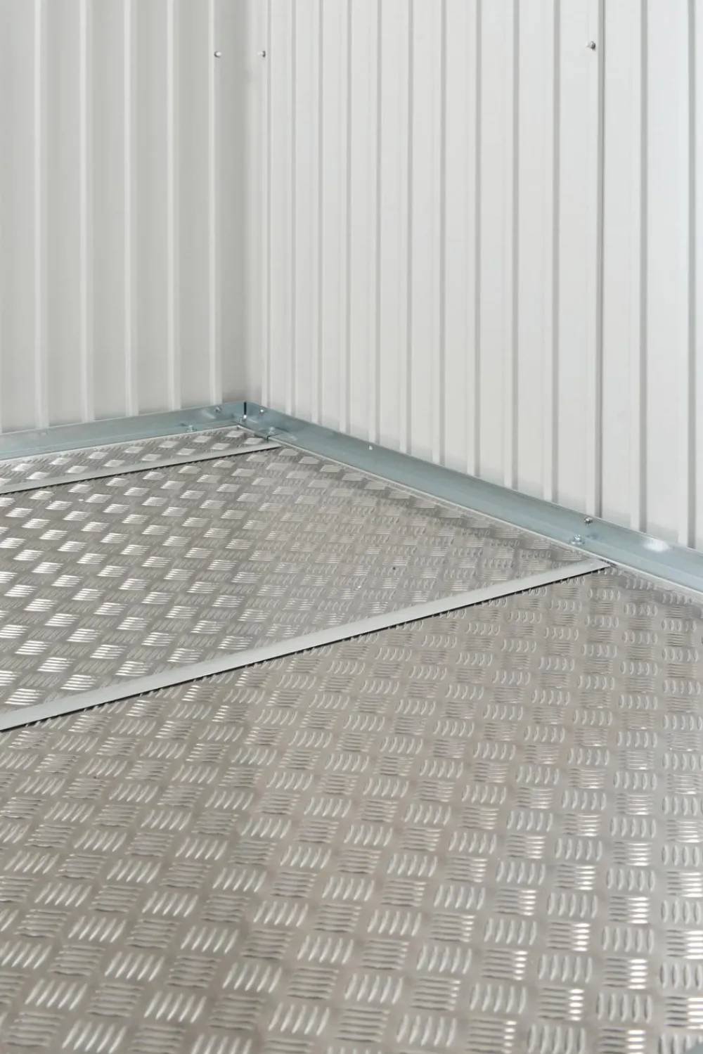 biohort Alu-Bodenplatte AvantGarde®, HighLine® und Panorama® Silber Hot