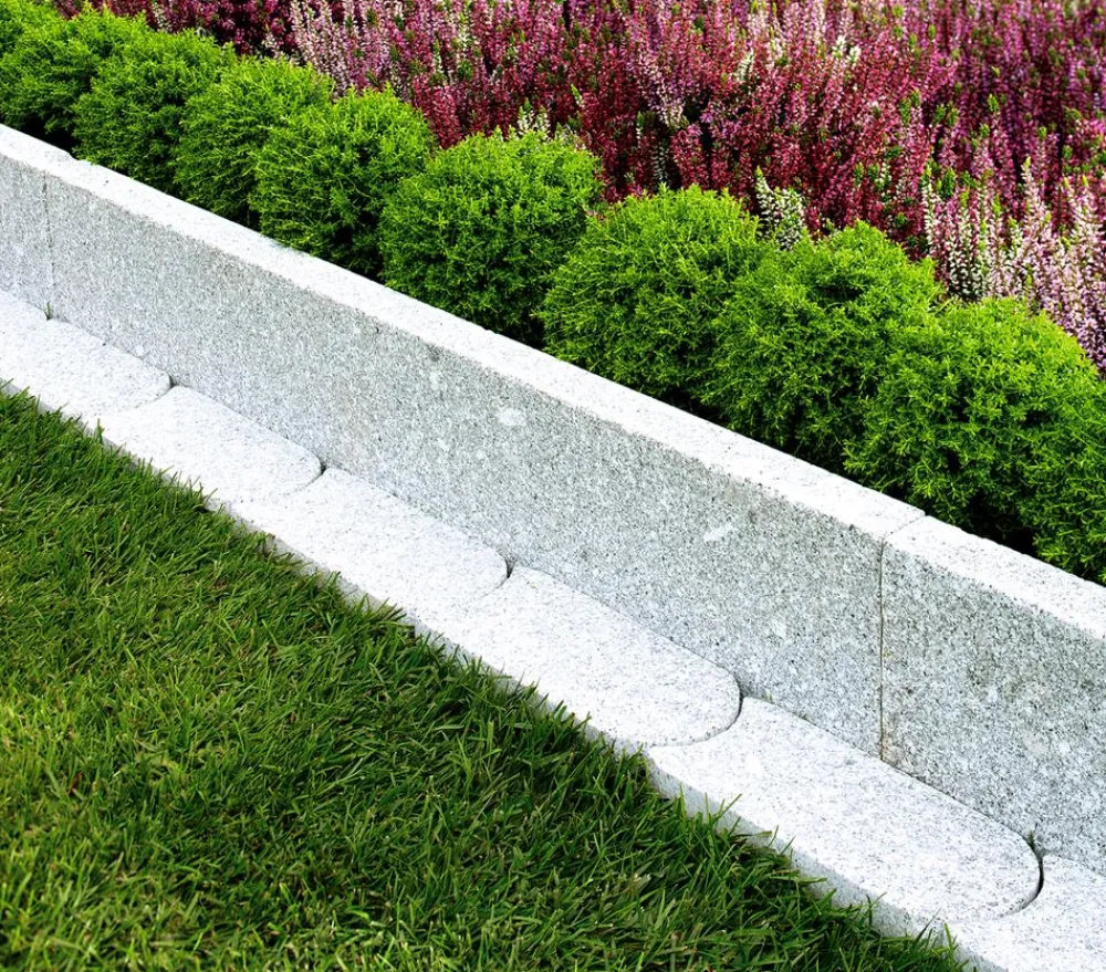 Dehner Mähkanten & Beetkanten|Steine & Terrassenplatten - Granit Beetkante, grau, 100 x 18 x 4 cm Hellgrau