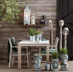 Dehner Gartenzwerge & Gartenfiguren|Blumentöpfe & Übertöpfe > Magnesia-Kopf Aphrodite zum Bepflanzen, ca. B23/H35/T23 cm