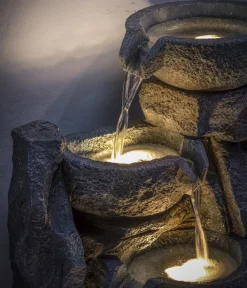 Dehner Gartenbrunnen > Polyethylen-Gartenbrunnen Gresta, solarfähig, ca. H97,5 cm