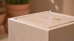 Dehner Gartenbrunnen > Polyethylen-Solarbrunnen Glonn, ca. H90 cm