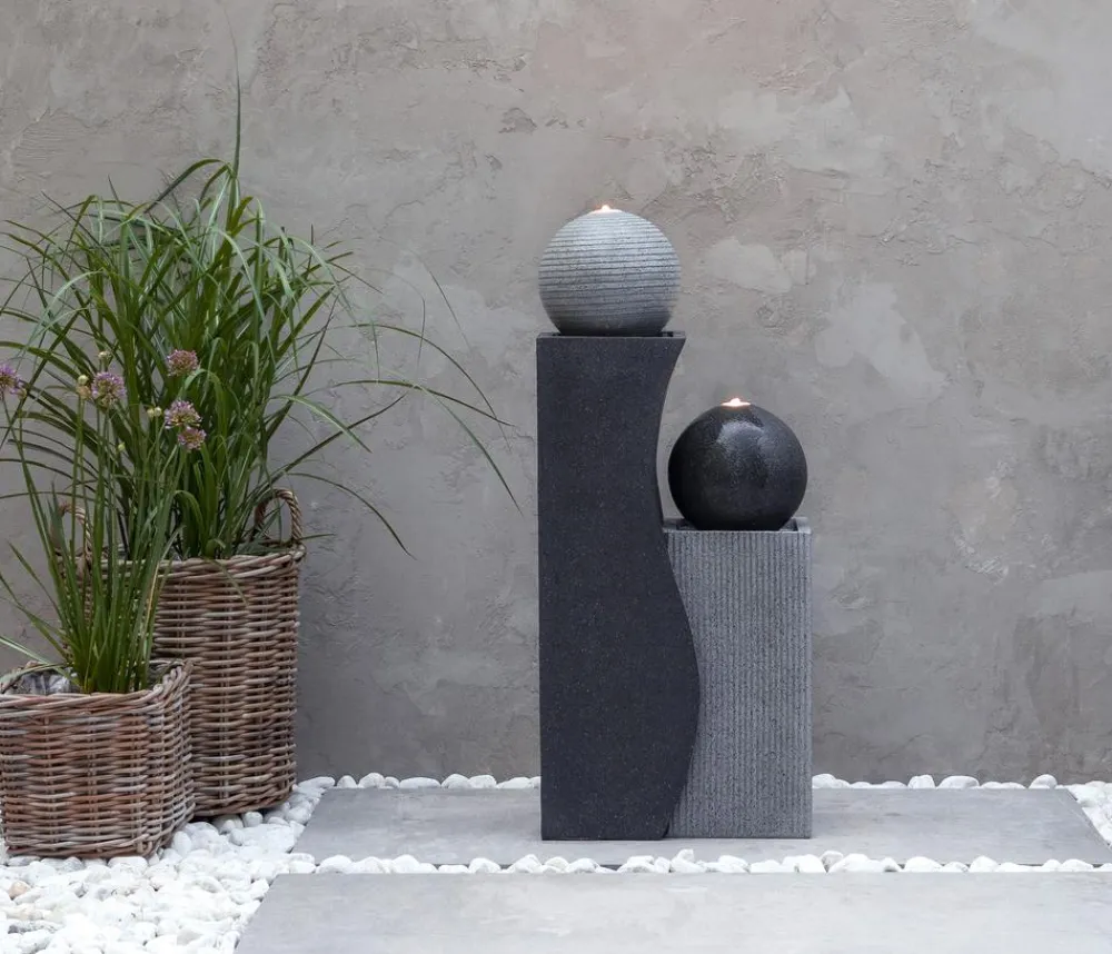 Dehner Gartenbrunnen - Polyresin-Gartenbrunnen Ying Yang, solarfähig, ca. H94 cm