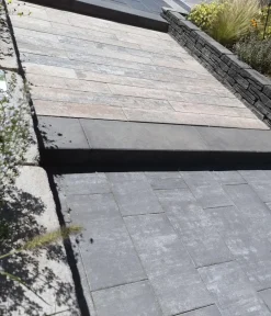 DIEPHAUS Steine & Terrassenplatten - Hohlblockstufe Anthrazit