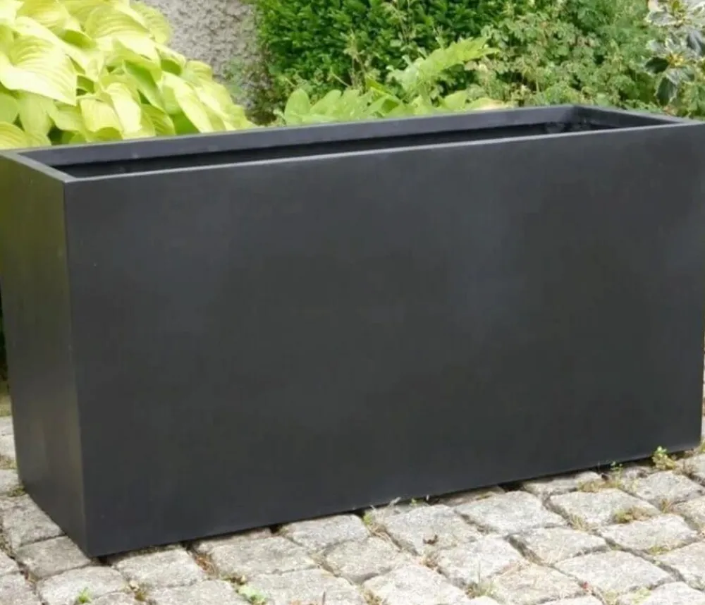 eastwest Fiberglas-Pflanztrog, rechteckig, Schwarz Clearance
