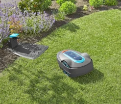 Gardena Rasenmäher & Rasentrimmer - Mähroboter-Set smart SILENO City 600