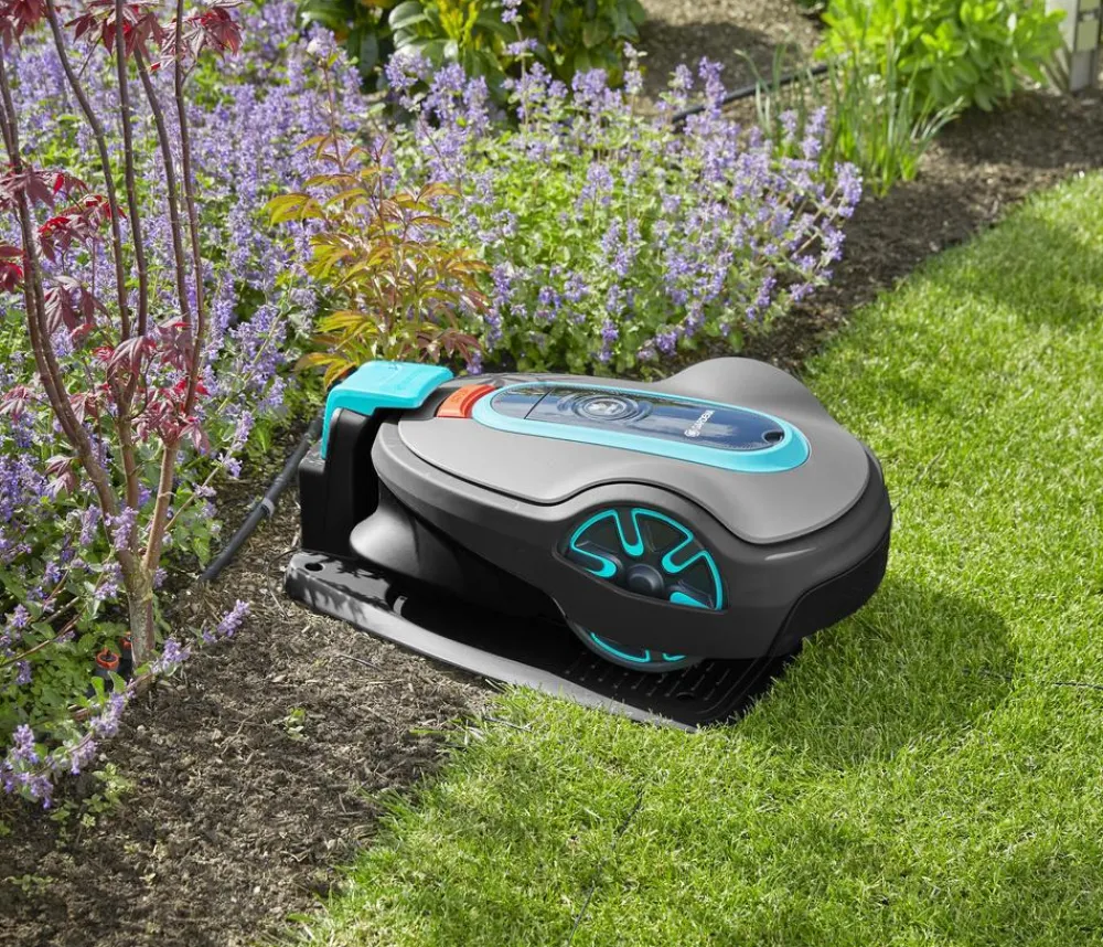 Gardena Rasenmäher & Rasentrimmer > Mähroboter smart SILENO life, 750 m²