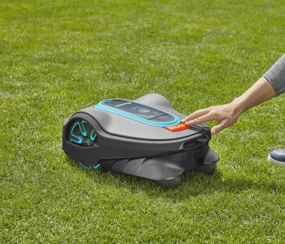 Gardena Rasenmäher & Rasentrimmer > Mähroboter smart SILENO life, 750 m²