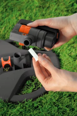 Gardena Bewässerungssysteme & Pumpen - Viereckregner Aquazoom Compact Schwarz