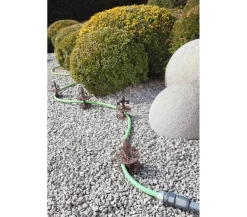 Dehner Gartenzwerge & Gartenfiguren - Gusseiserne Schlauchführung Braun