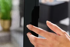 Hecht Insektenschutz & Fallen - Fliegengitter Türrollo Smart, ca. B125/H220 cm Dunkelgrau