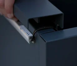 Herstera Pflanzkübel & Blumenkästen > Metall-Pflanzkasten Cube LED mit Verbindungsstück,