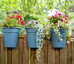 KHW Kunststoff-Geländertopf Flowerclip, rund, ca. Ø27/H27 cm, 3er-Set Blau