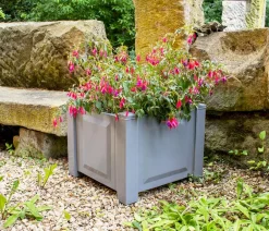 KHW Pflanzkübel & Blumenkästen - Kunststoff-Pflanzkasten, ca. B43/H41/T43 cm Grau