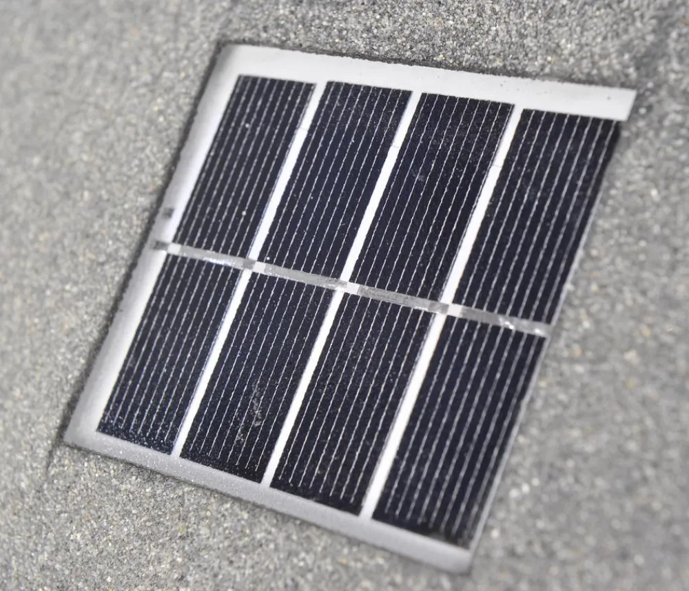 LUXUS-INSEKTENHOTELS Solar-Insektenhotel Landsonne, ca. B47/H34/T12,5 cm Schwarz New