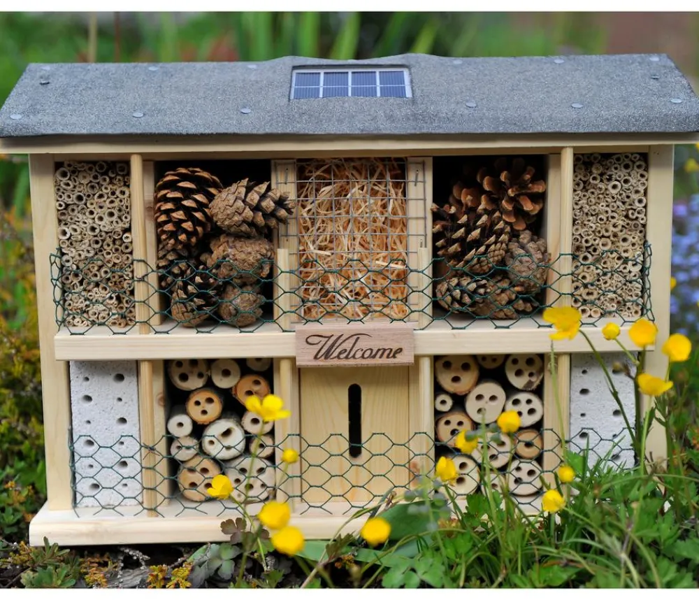 LUXUS-INSEKTENHOTELS Solar-Insektenhotel Landsonne, ca. B47/H34/T12,5 cm Schwarz New