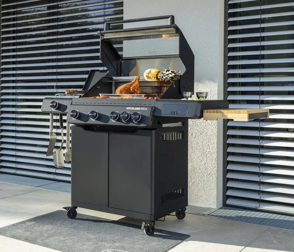 Rösle Gasgrills - Gasgrill Epicflame Pro 4 50 mbar, ca. B119/H138/T61 cm Schwarz