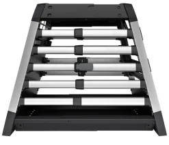 THULE® Hundetransportboxen - Allax threshold compatible M Compact Hundetransportbox für Fahrzeuge mit Ladekante, ca. B65/H65/T77-82 cm