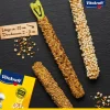 Vitakraft® Kräcker® Original Mix + Honig / Orange / PopCorn für Wellensittiche, 3er Pack Discount