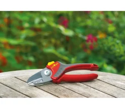 Wolf Garten Heckenschere & Gartenschere > Wolf Amboss Gartenschere RS 2500